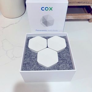 ⚠️SOLD ON MERCARI⚠️ 3 Cox Panoramic WiFi Pods